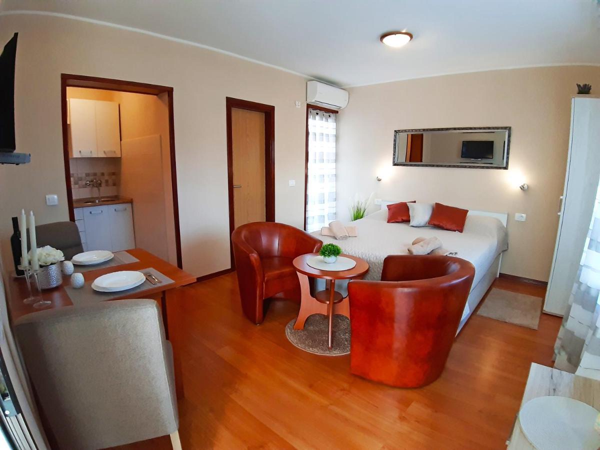 Apartments Rupec Πόρετς Εξωτερικό φωτογραφία
